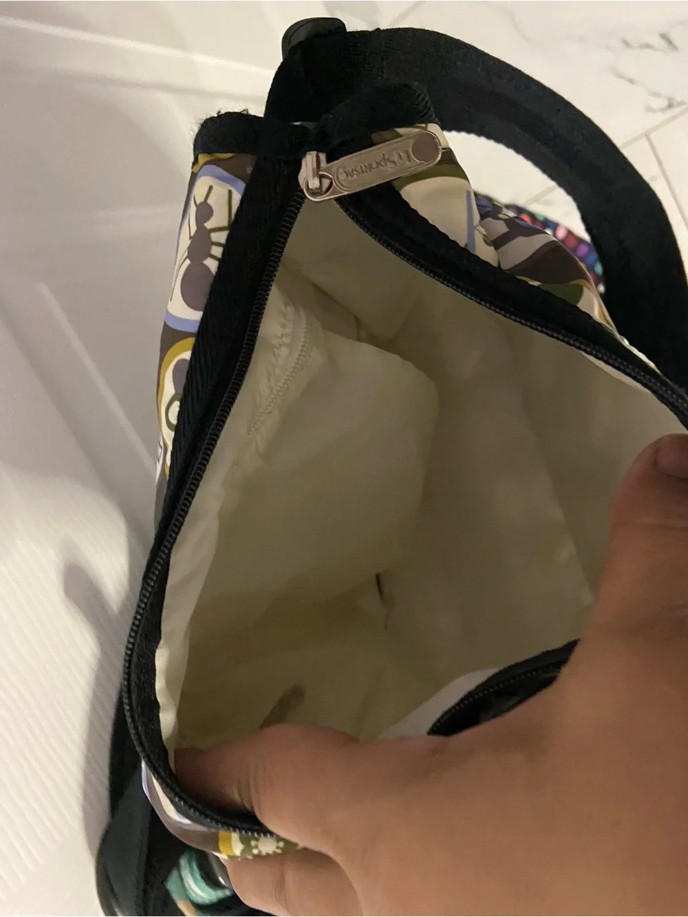 Lesportsac very good